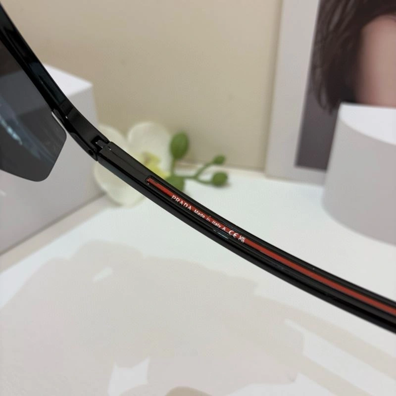 RelaxedFit Prada Sunglasses 281854