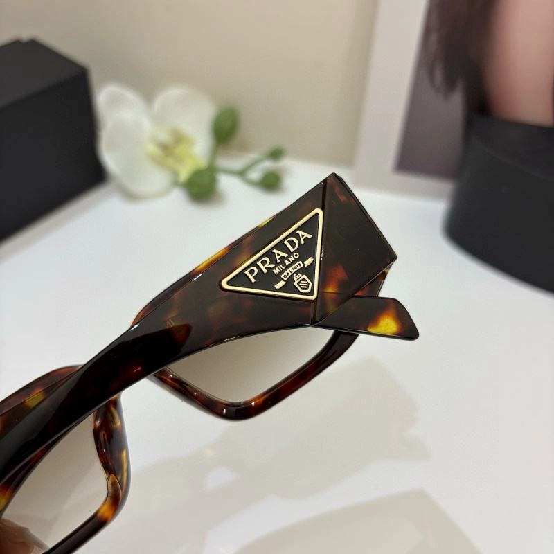 Bright Prada Sunglasses 281878