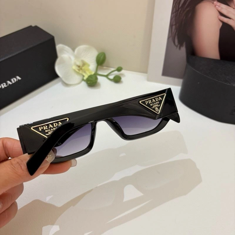 Prada Sunglasses Sleek 281852