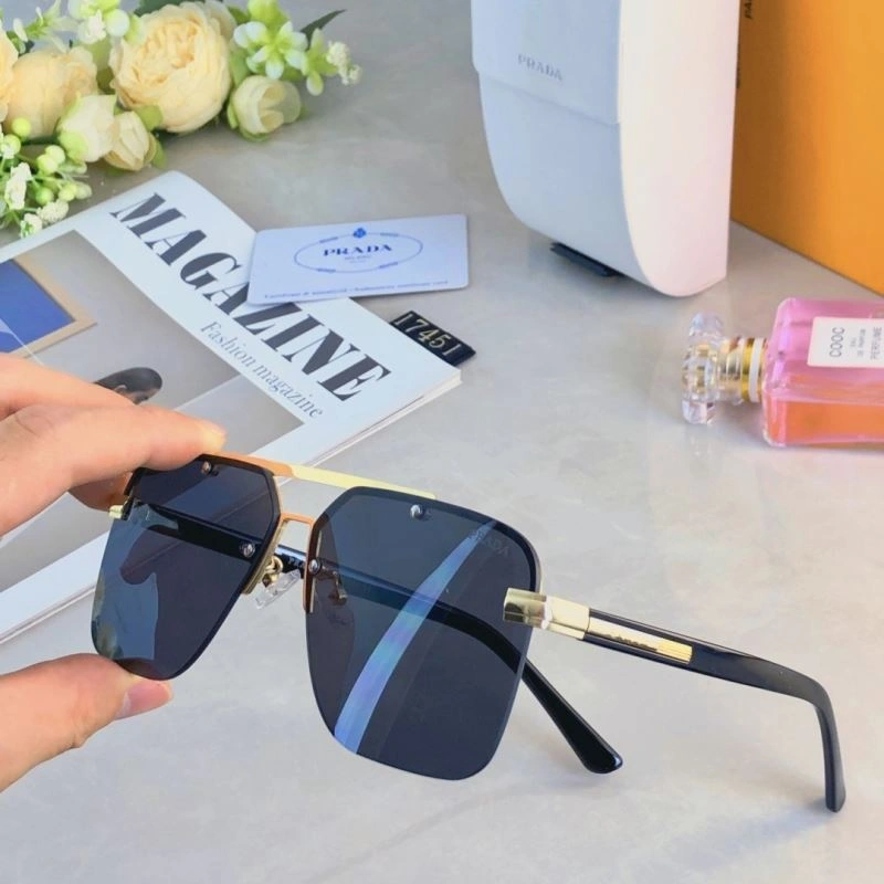 Prada Sunglasses Classic 281838