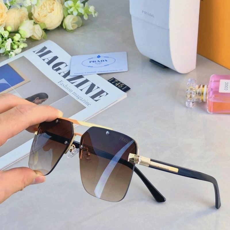 Prada Sunglasses Classic 281838