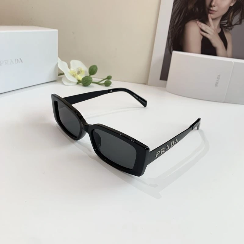 Compact Prada Sunglasses 281826