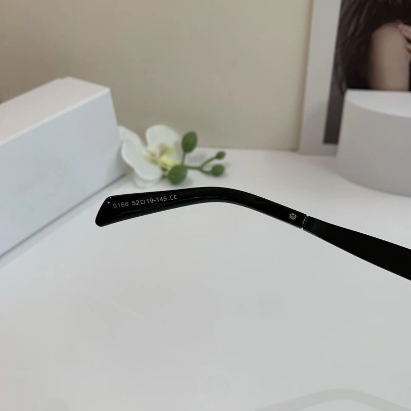 Compact Prada Sunglasses 281826
