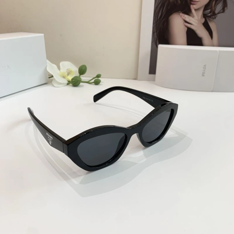 Supportive Prada Sunglasses 281814