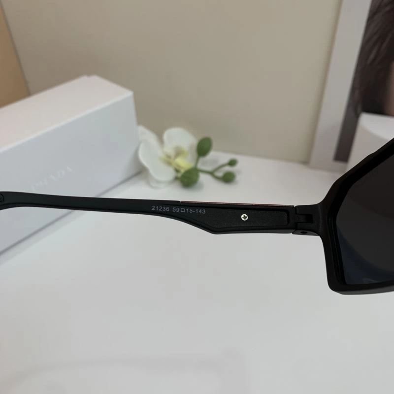 Prada Sunglasses WaterResistant 281817