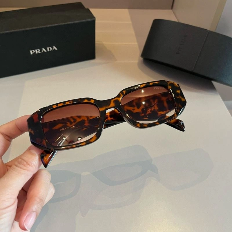 Prada Sunglasses ModernLook 282062