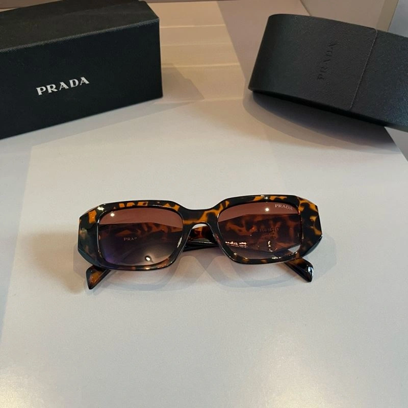 Prada Sunglasses ModernLook 282062