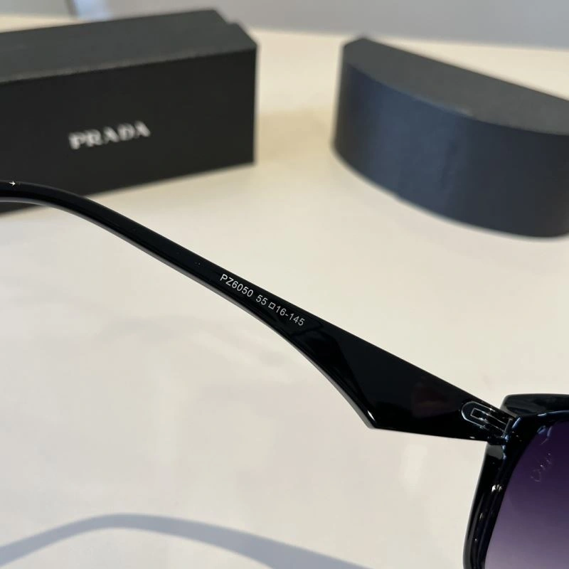 Lightweight Prada Sunglasses 282065