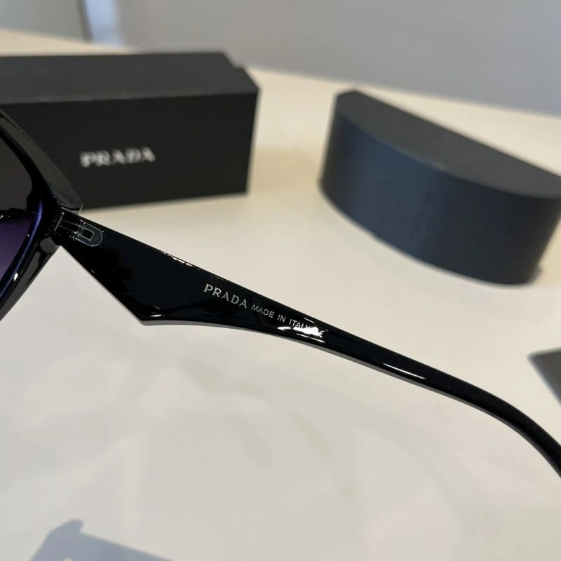 Lightweight Prada Sunglasses 282065