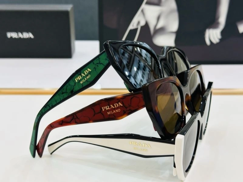 UrbanStyle Prada Sunglasses 282069