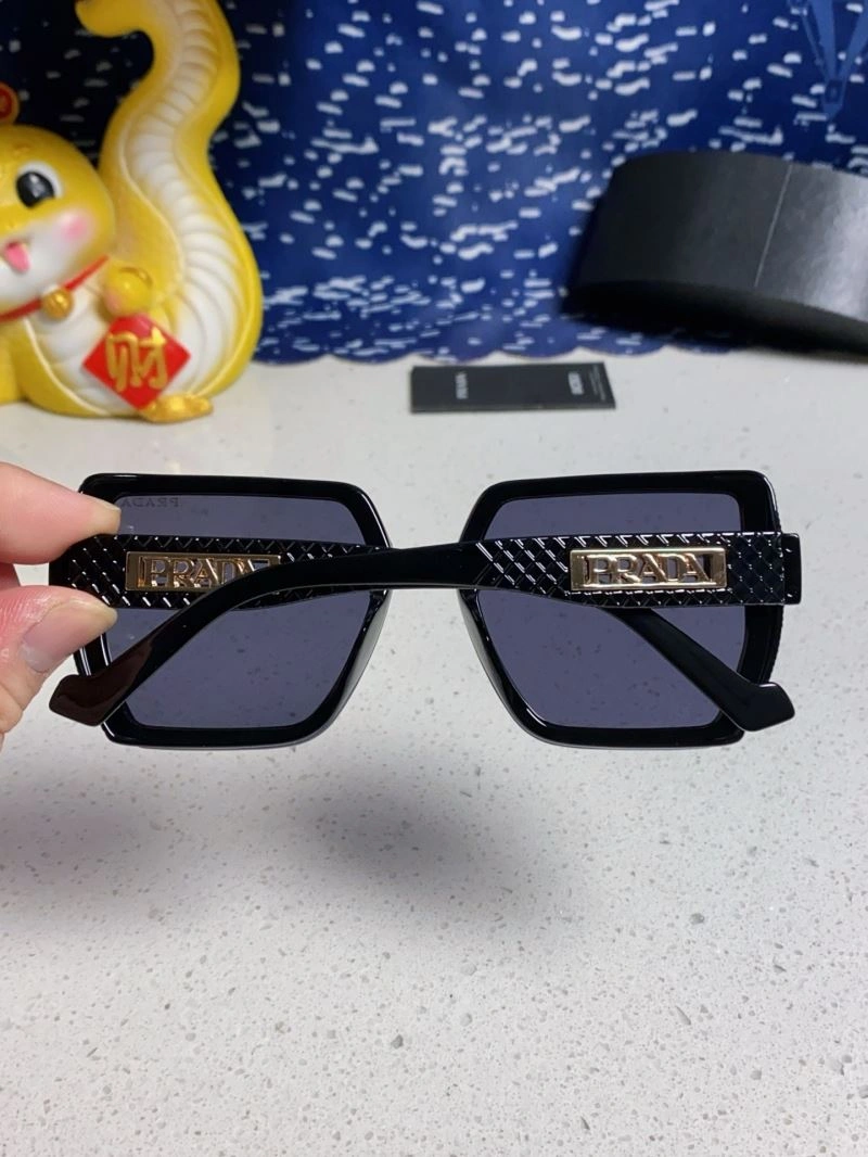 Prada Sunglasses GoAnywhere 282054