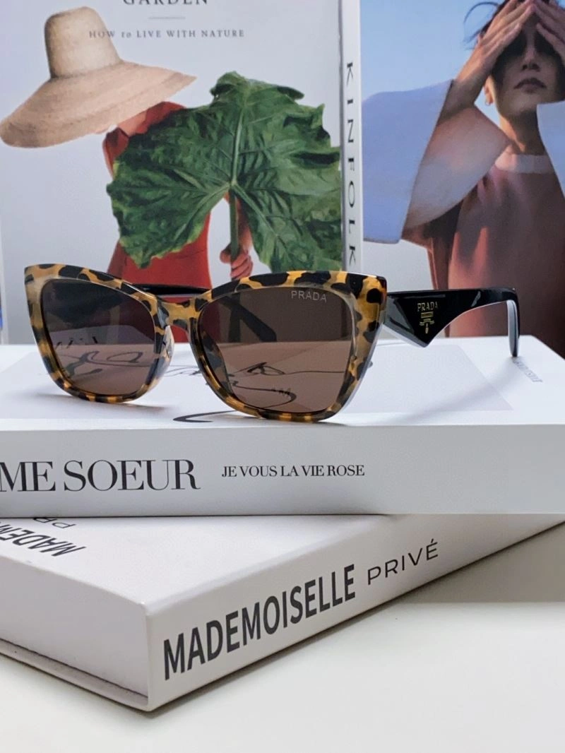 Prada Sunglasses ComfortFit 282051
