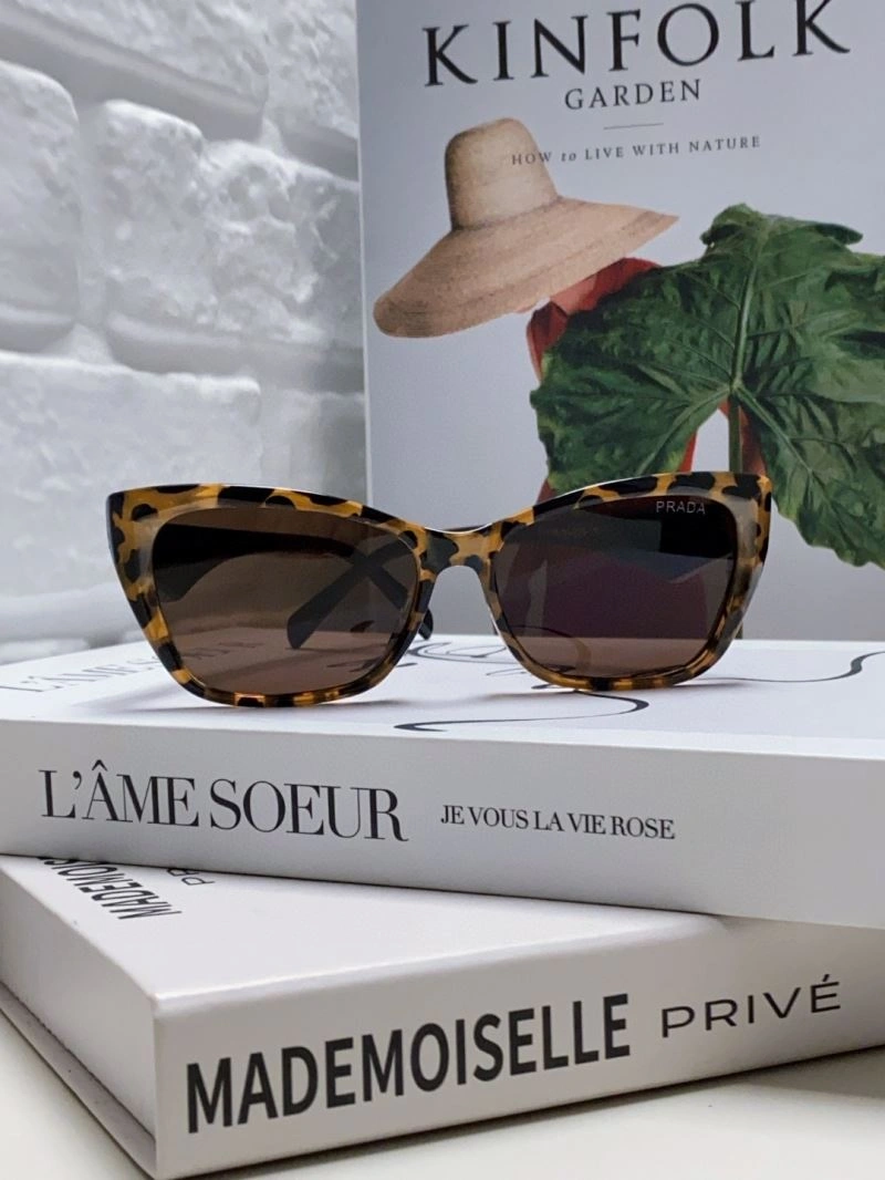 Prada Sunglasses ComfortFit 282051