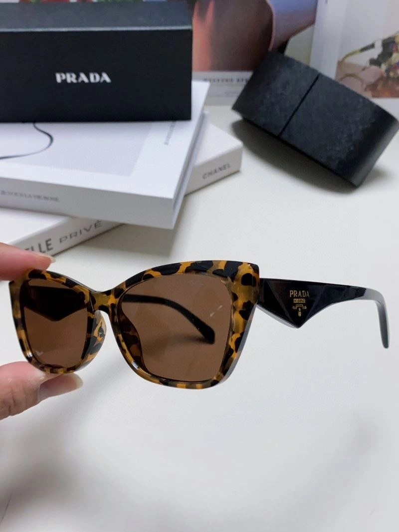 Prada Sunglasses ComfortFit 282051