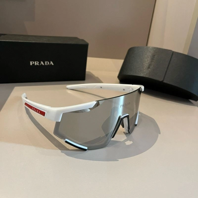 Supportive Prada Sunglasses 282030