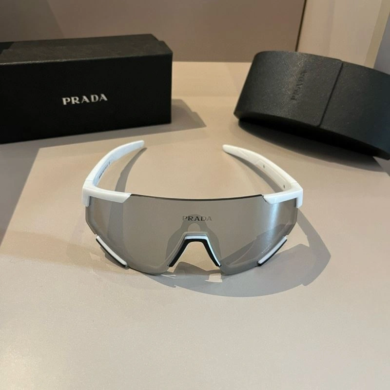 Supportive Prada Sunglasses 282030
