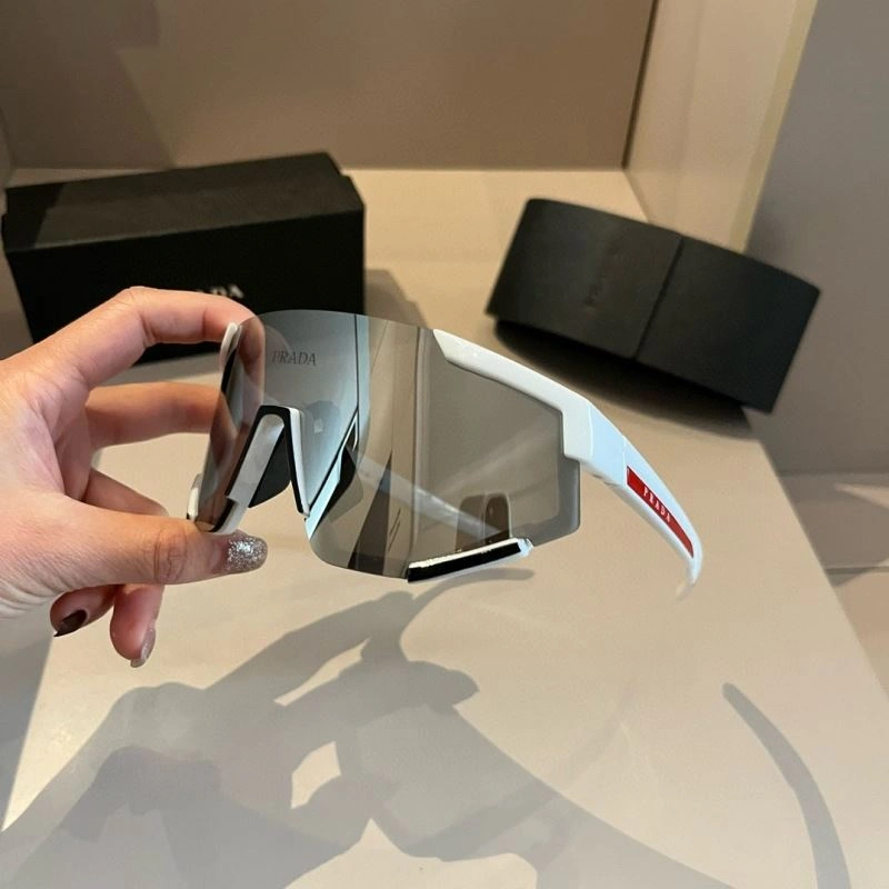 Supportive Prada Sunglasses 282030