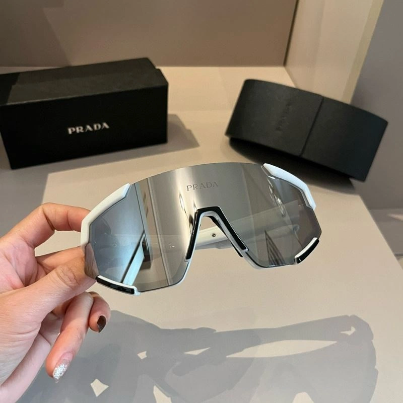 Supportive Prada Sunglasses 282030
