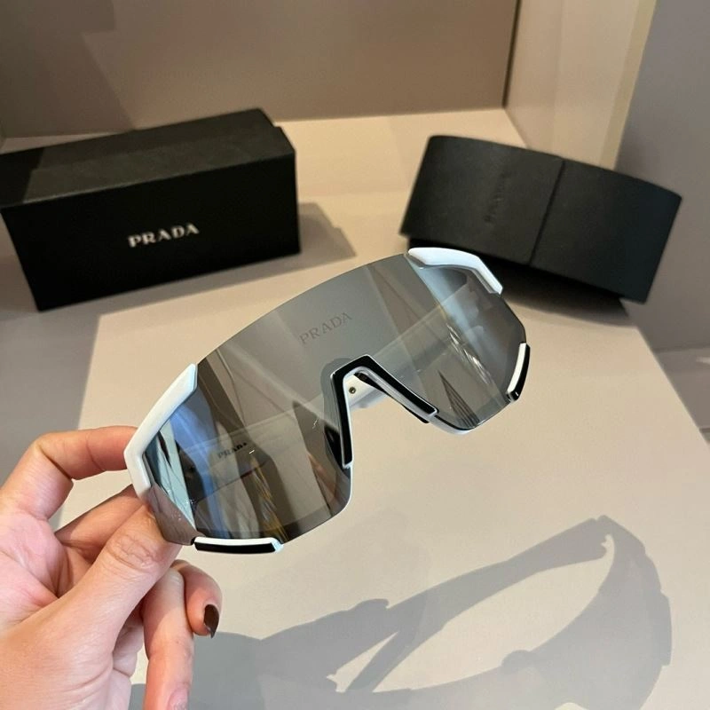 Supportive Prada Sunglasses 282030