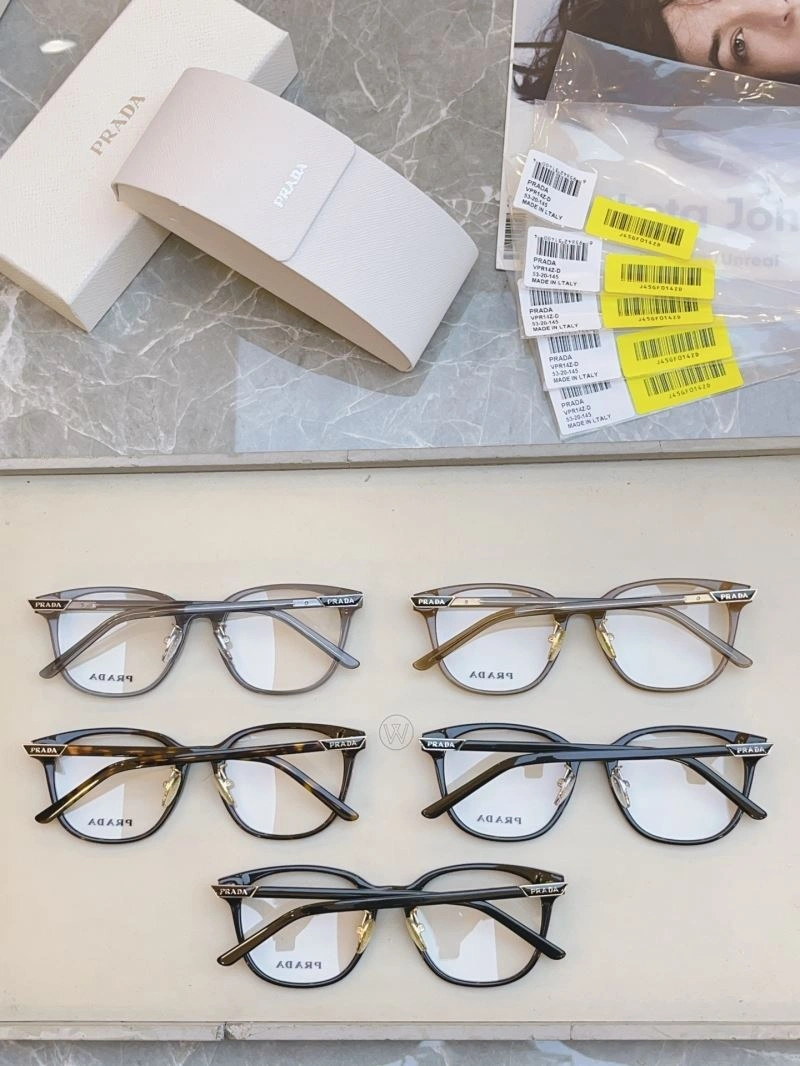 Prada Sunglasses StreetReady 282049