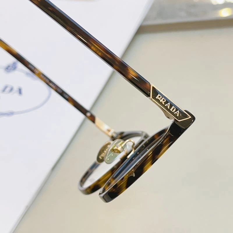 Prada Sunglasses StreetReady 282049