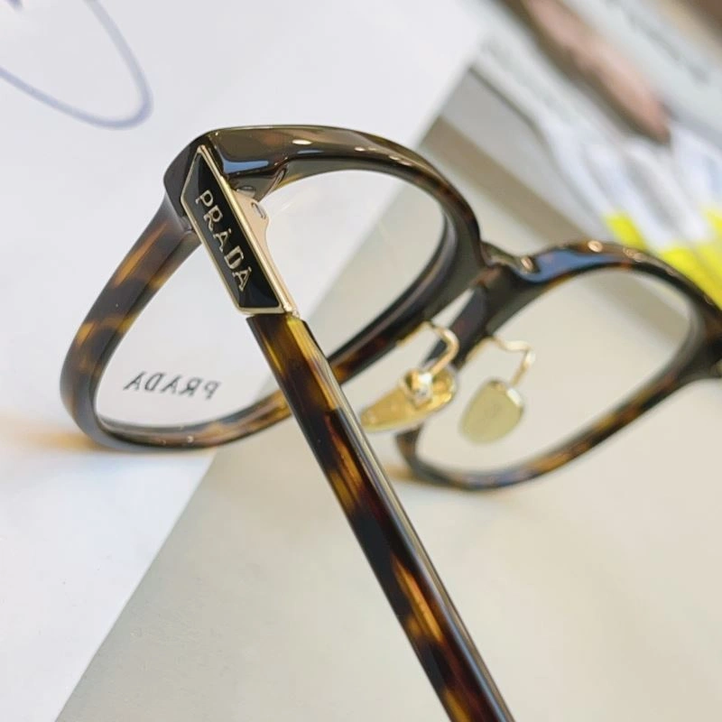 Prada Sunglasses StreetReady 282049