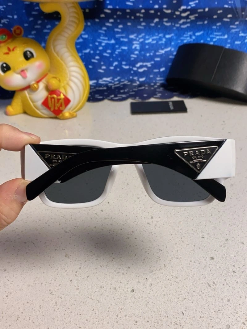 Stylish Prada Sunglasses 282040