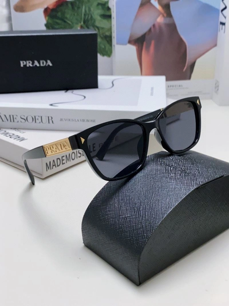 EyeCatching Prada Sunglasses 282023