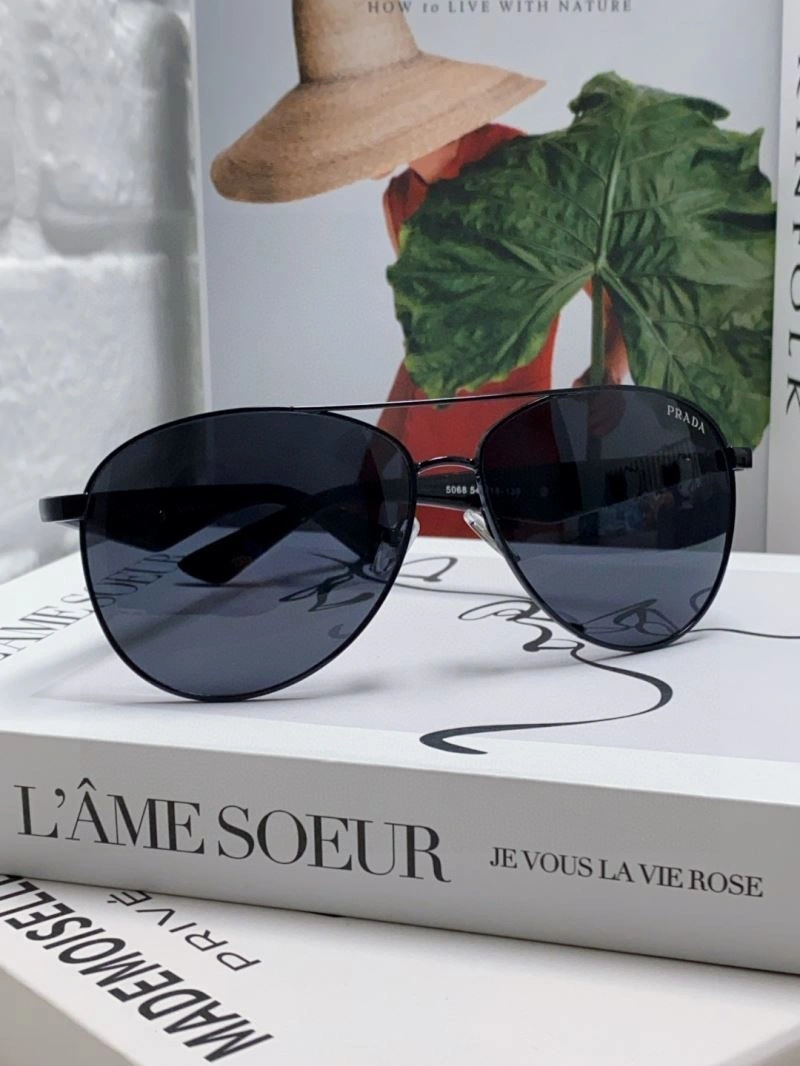 Lightweight Prada Sunglasses 282022