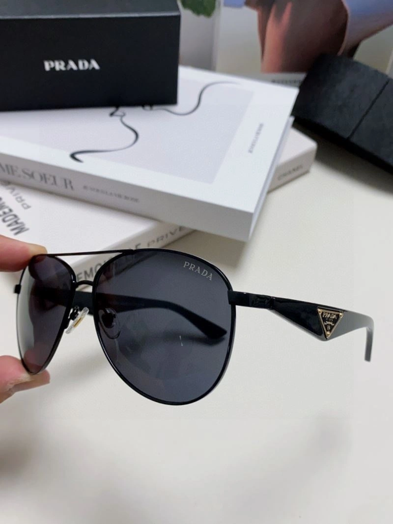 Lightweight Prada Sunglasses 282022