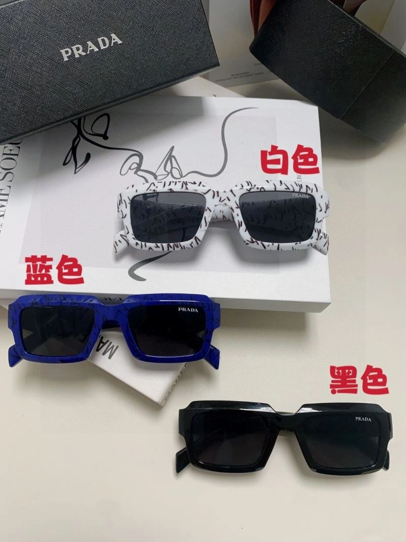 Snug Prada Sunglasses 282028