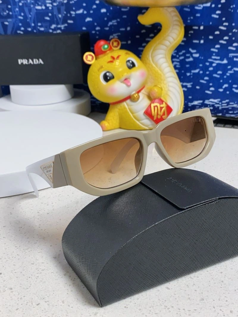Attractive Prada Sunglasses 282036