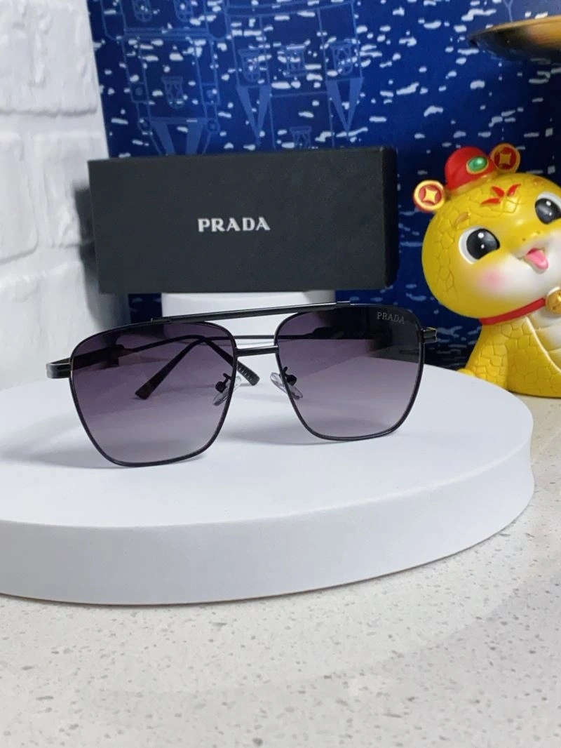 Sporty Prada Sunglasses 282008