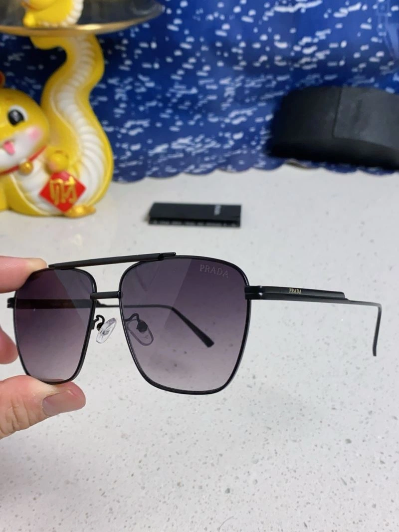Sporty Prada Sunglasses 282008