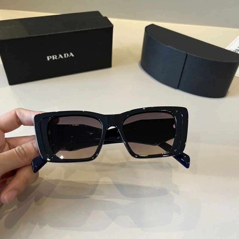 Prada Sunglasses UrbanStyle 282007