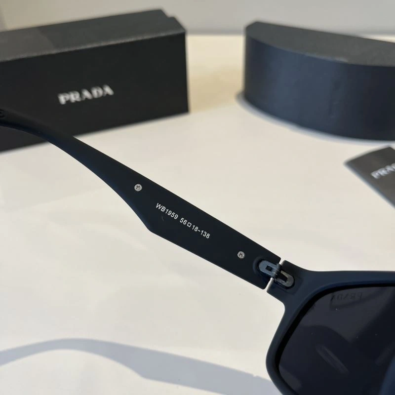 Functional Prada Sunglasses 282003