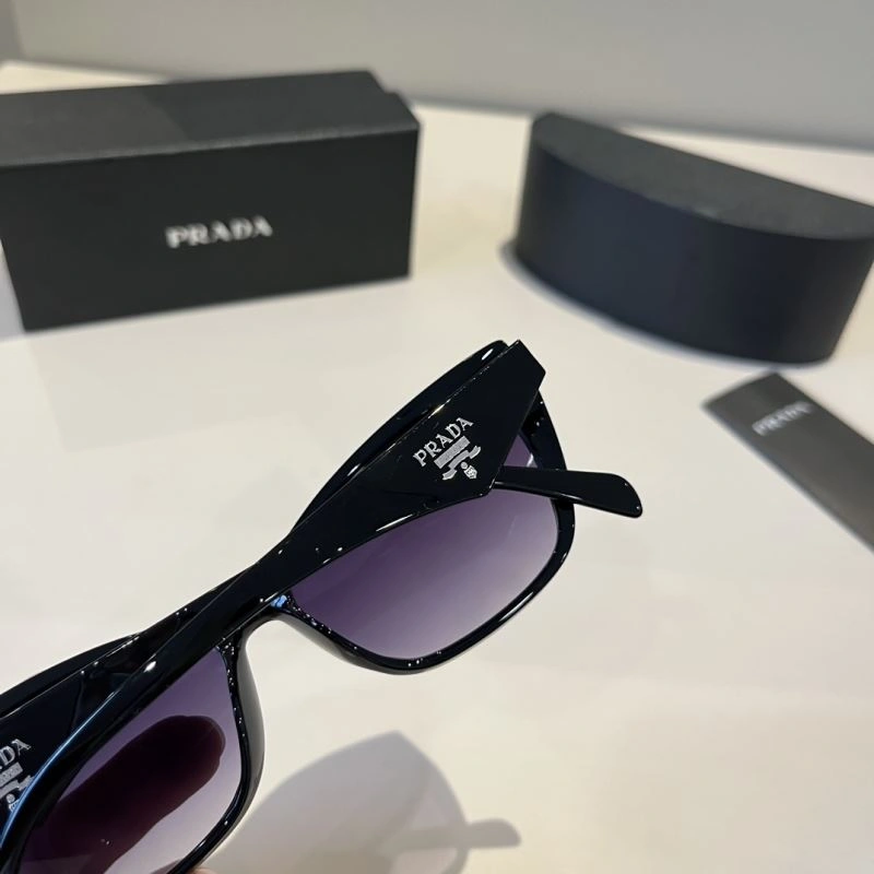 Prada Sunglasses Durable 281975