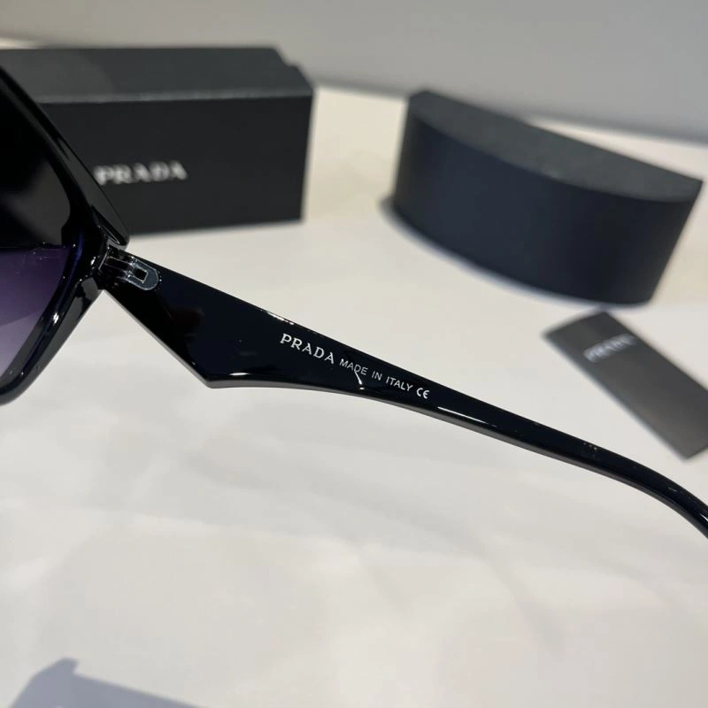 Prada Sunglasses Durable 281975