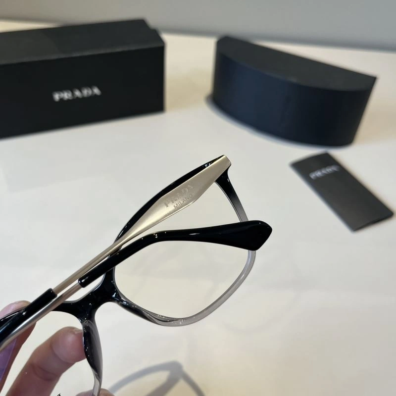 Minimalist Prada Sunglasses 281991