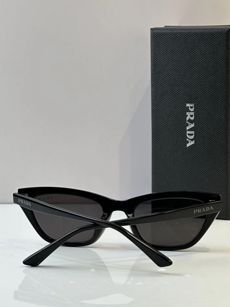 Casual Prada Sunglasses 282174