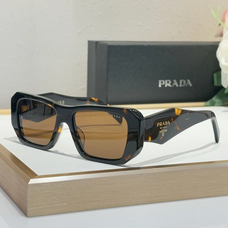 Elegant Prada Sunglasses 282160