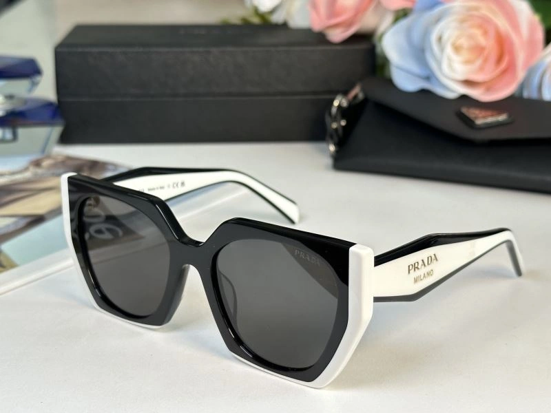 Prada Sunglasses EasyMatch 282158
