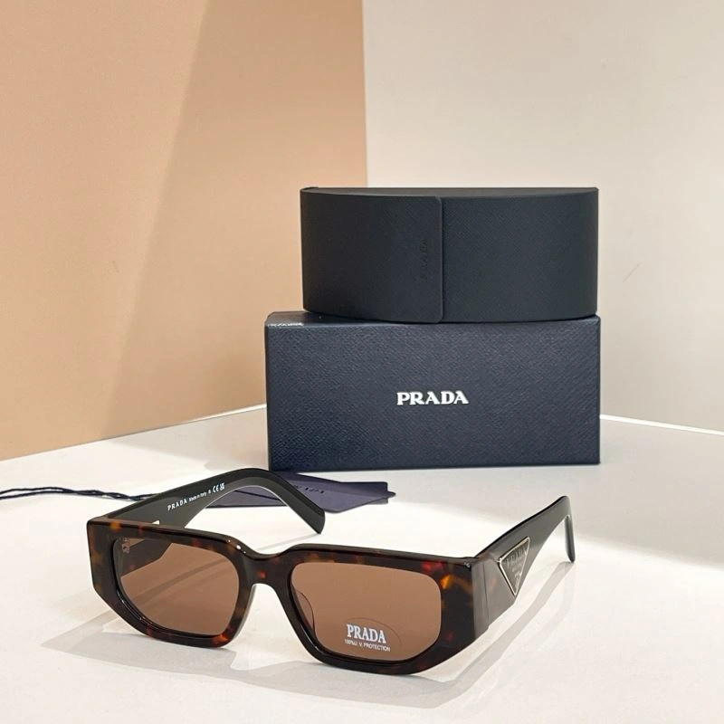Seasonal Prada Sunglasses 282129