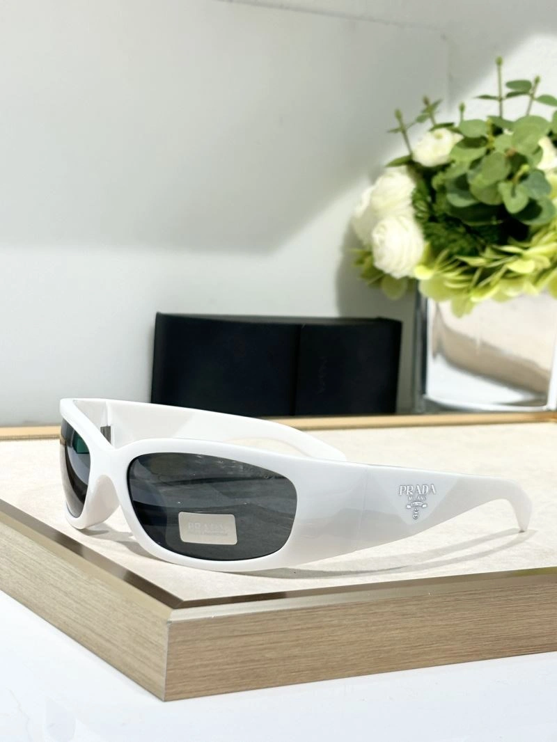 Practical Prada Sunglasses 282117