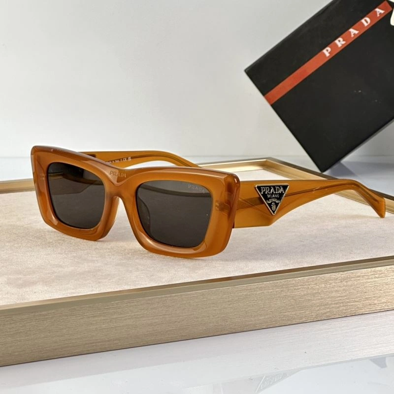 Tailored Prada Sunglasses 282105