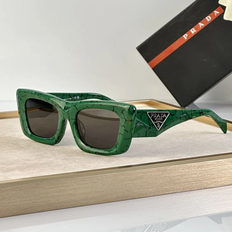 Tailored Prada Sunglasses 282105