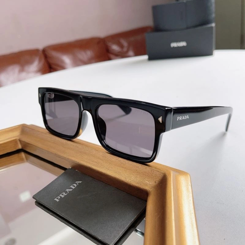 Prada Sunglasses UrbanStyle 282070