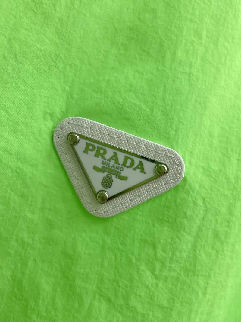 Prada Sunscreen Jacket Stylish 167104