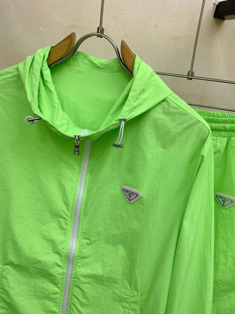 Prada Sunscreen Jacket Stylish 167104
