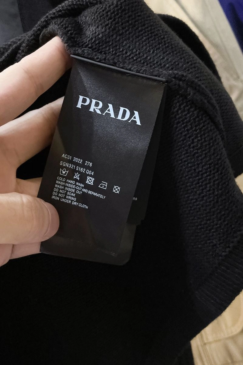 Comfortable Prada Sweaters 171538